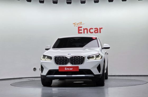 BMW X4 xDrive20i xLine — пробег 111 381 км — фото 3 из 5