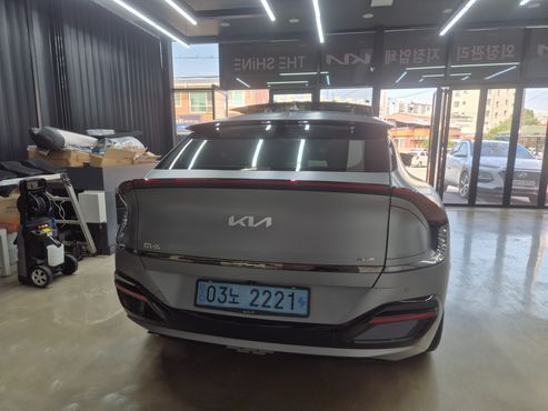 Kia EV6 GT 4WD — пробег 77 830 км — фото 4 из 5