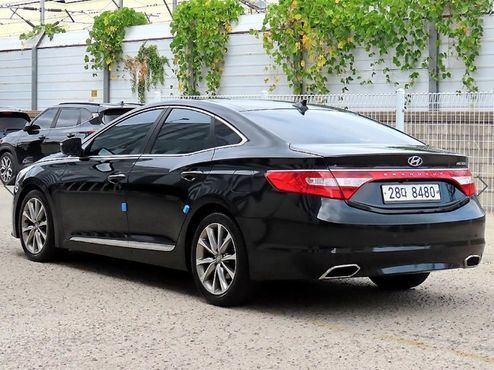 Hyundai Grandeur HG300 Exclusive Special — пробег 201 510 км — фото 3 из 5