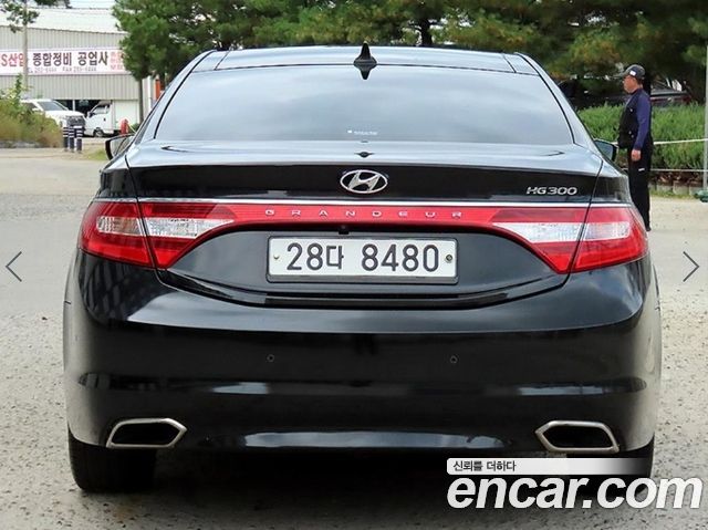 Hyundai Grandeur HG300 Exclusive Special — пробег 201 510 км — фото 4 из 5