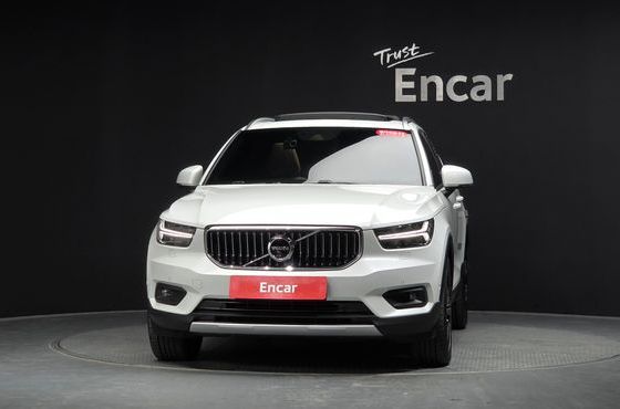 Volvo XC40 T4 Inscription — пробег 59 482 км — фото 3 из 5