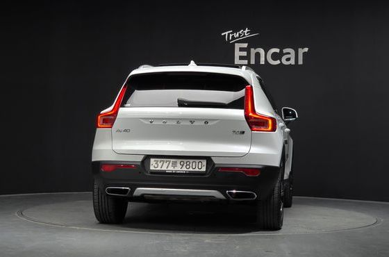Volvo XC40 T4 Inscription — пробег 59 482 км — фото 4 из 5