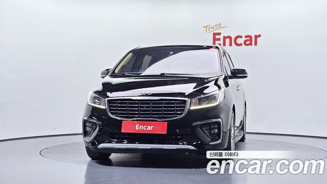 Kia Carnival 9-Seater Noblesse Special — пробег 183 979 км — фото 3 из 5