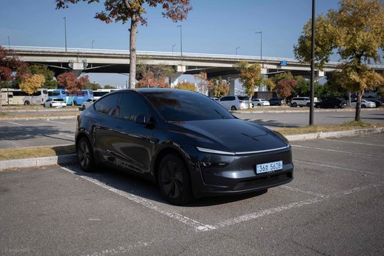 Tesla Model Y RWD — пробег 800 км — фото 2 из 5