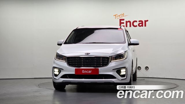 Kia Carnival 9-Seater Noblesse Special — пробег 118 725 км — фото 3 из 5