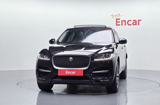 Jaguar F-PACE 20d R-Sport — пробег 123 381 км — фото 3 из 5
