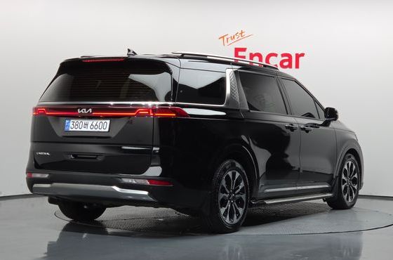 Kia Carnival Gasoline 9-Seater Signature — пробег 82 935 км — фото 2 из 5