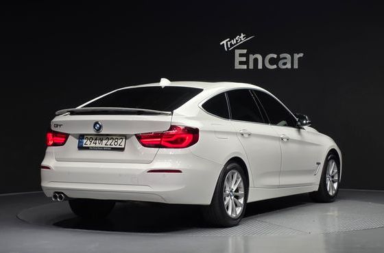 BMW Gran Turismo GT 320d — пробег 186 392 км — фото 2 из 5