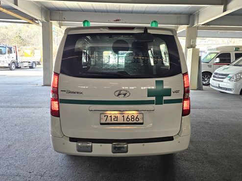 Hyundai Starex Ambulance — пробег 57 237 км — фото 4 из 5