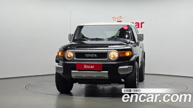Toyota FJ Cruiser 4WD V6 — пробег 142 578 км — фото 3 из 5