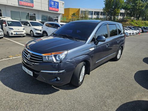Ssangyong KORANDO 2WD TX 11-seater — пробег 103 000 км — фото 3 из 5