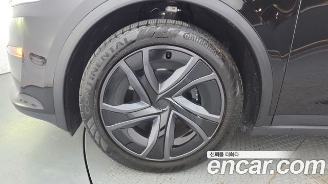 Tesla Model X AWD — пробег 6 194 км — фото 5 из 5