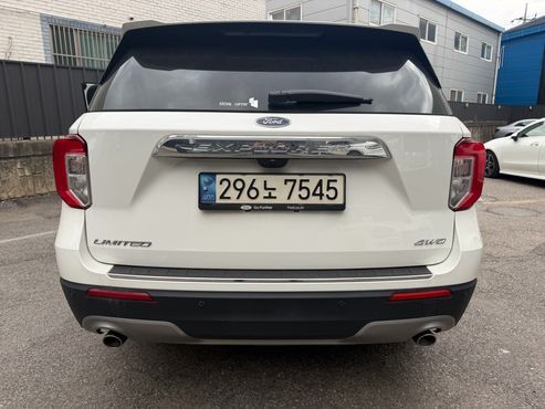 Ford Explorer 2.3 LimIted 4WD — пробег 86 073 км — фото 4 из 5