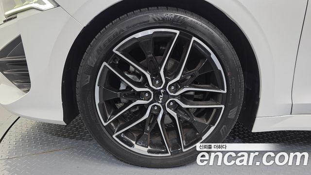 Kia K5 из Кореи Encar