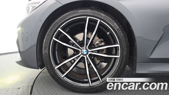 BMW 3-Series из Кореи Encar