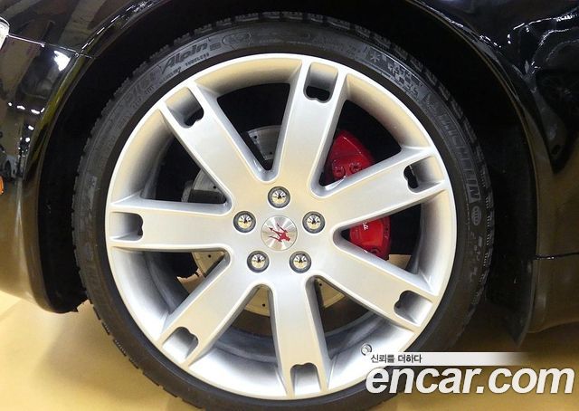Maserati Quattroporte из Кореи Encar