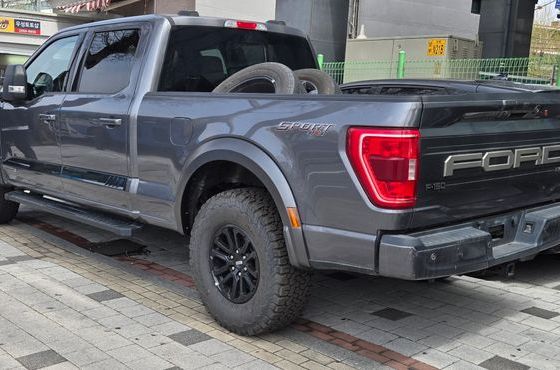 Ford F150 3.5L Hybrid — пробег 70 000 км — фото 5 из 5