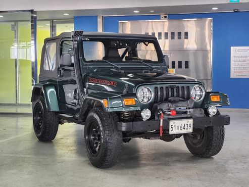 Jeep Wrangler 4.0 — пробег 85 000 км — фото 1 из 5