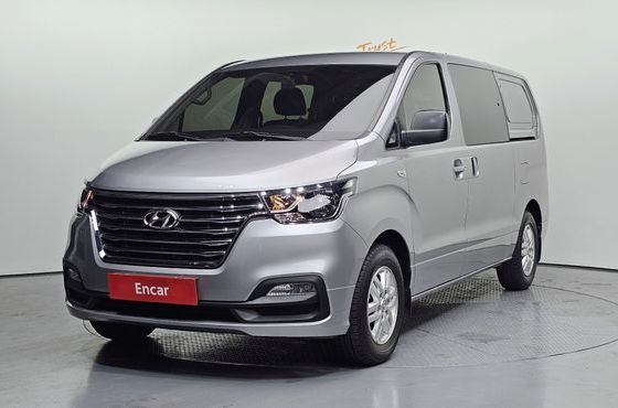 Hyundai Starex Van 5-Seater Smart — пробег 39 409 км — фото 1 из 5