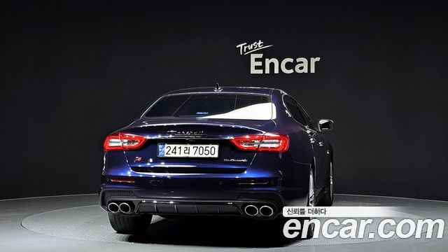 Maserati Quattroporte из Кореи Encar