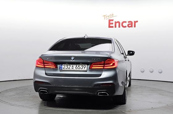 BMW 5-Series 530i xDrive M Sport Package Plus — пробег 163 565 км — фото 4 из 5