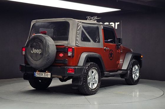 Jeep Wrangler 3.6 Sport 2Door — пробег 51 905 км — фото 2 из 5