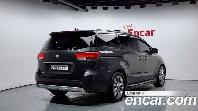 Kia Carnival из Кореи Encar