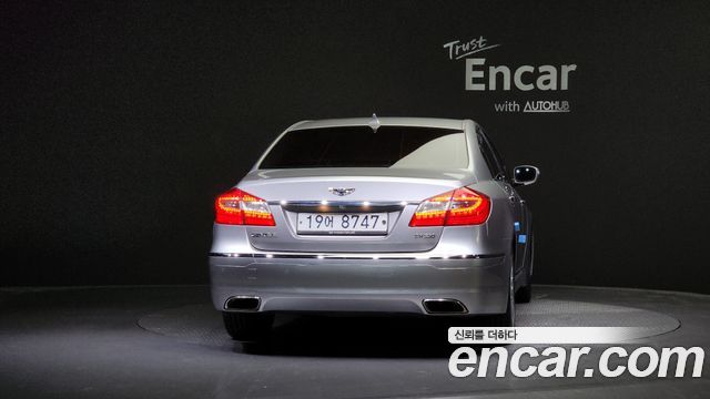 Hyundai Genesis из Кореи Encar