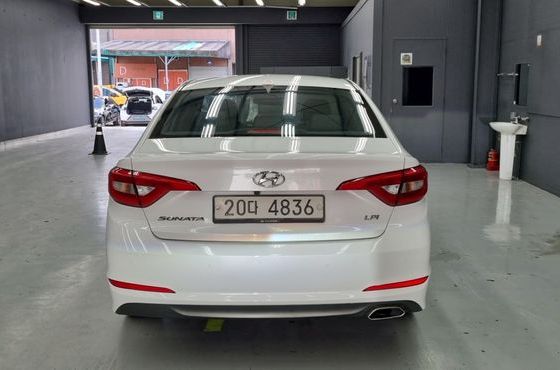 Hyundai Sonata LPI Premium Special — пробег 184 799 км — фото 4 из 5