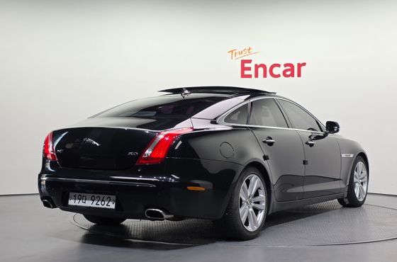Jaguar XJ 3.0 SC Premium Luxury SWB X351 — пробег 117 218 км — фото 2 из 5