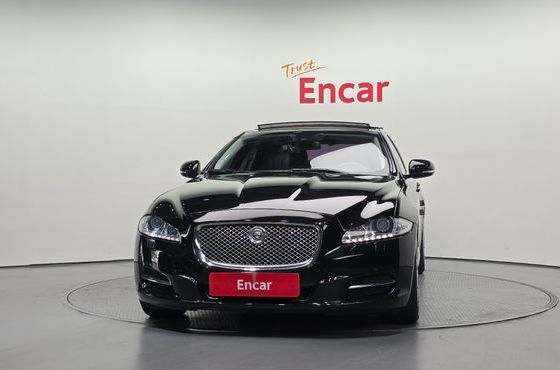 Jaguar XJ 3.0 SC Premium Luxury SWB X351 — пробег 117 218 км — фото 3 из 5