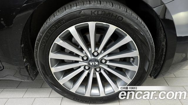 Kia K7 из Кореи Encar