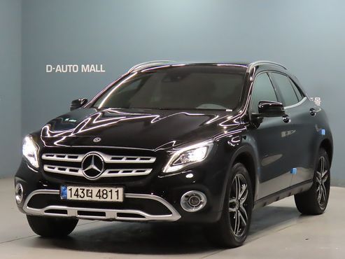 Mercedes-Benz GLA-Class GLA220 Premium — пробег 118 000 км — фото 1 из 5