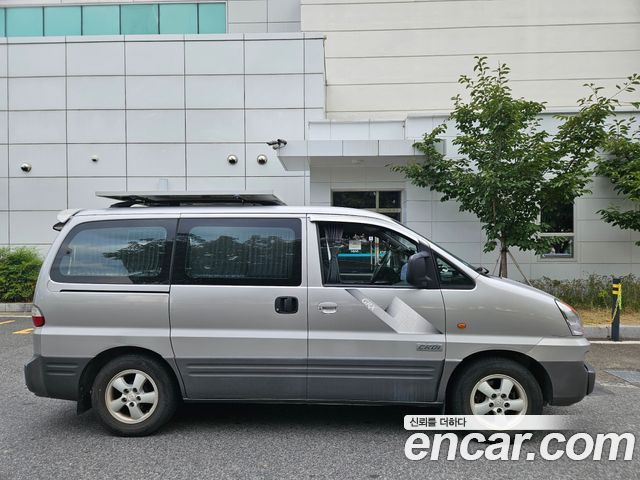 Hyundai Starex 9-Seater CRDi GRX Deluxe — пробег 146 000 км — фото 4 из 5