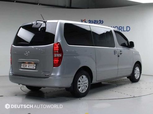 Hyundai Starex Van 5-Seater LPi Smart — пробег 77 606 км — фото 2 из 5