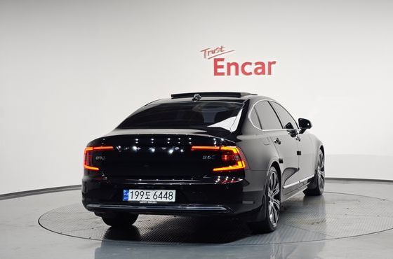 Volvo S90 B6 AWD Ultimate Bright — пробег 28 014 км — фото 4 из 5