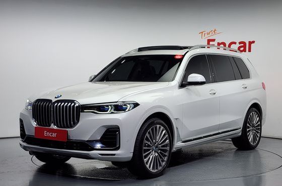BMW X7 xDrive 40i Design Pure Excellence 7-Seater — пробег 83 482 км — фото 1 из 5