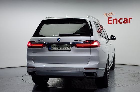 BMW X7 xDrive 40i Design Pure Excellence 7-Seater — пробег 83 482 км — фото 4 из 5