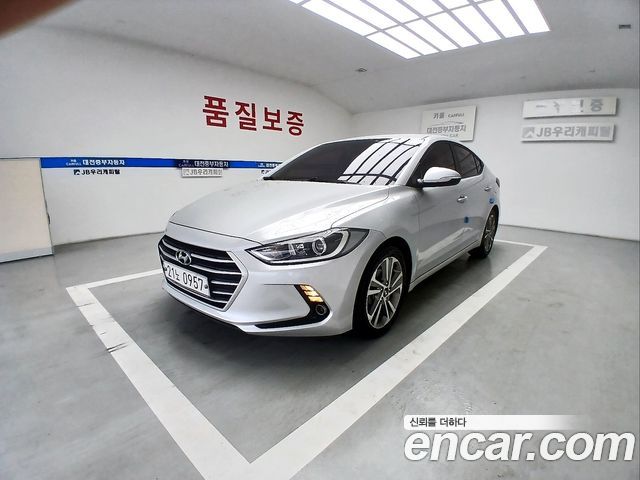 Hyundai AVANTE 1.6 e-VGT SMART — пробег 169 000 км — фото 1 из 5