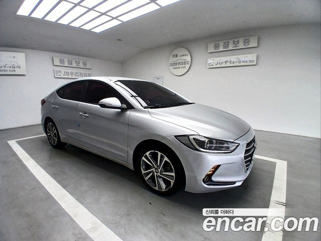 Hyundai AVANTE 1.6 e-VGT SMART — пробег 169 000 км — фото 3 из 5