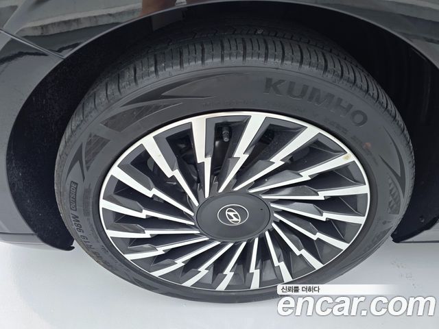 Hyundai Grandeur Calligraphy — пробег 15 400 км — фото 5 из 5