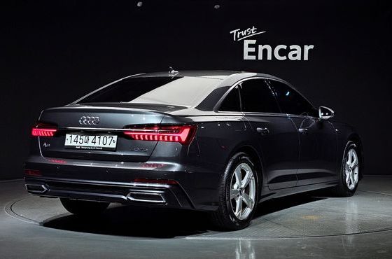 Audi A6 40 TDI — пробег 76 567 км — фото 2 из 5
