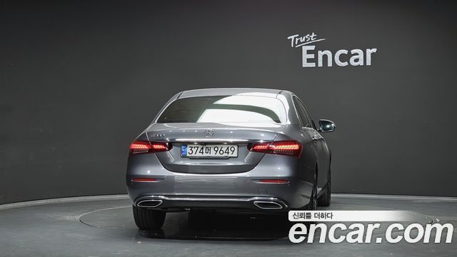 Mercedes-Benz E-Class из Кореи Encar