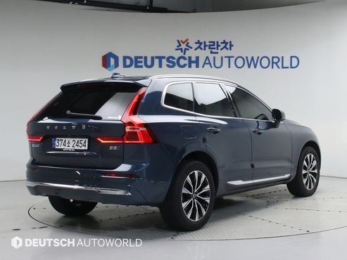 Volvo XC60 B5 Ultimate Bright — пробег 20 545 км — фото 2 из 5