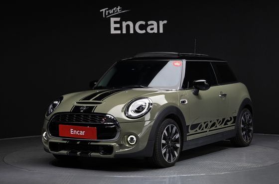 Mini Cooper HIGH 3rd — пробег 38 023 км — фото 1 из 5