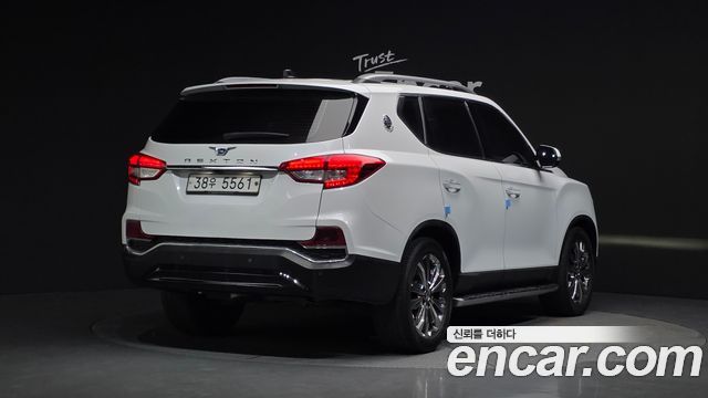 Ssangyong Rexton Diesel 2.2 4WD Eurasia Edition — пробег 72 049 км — фото 2 из 5