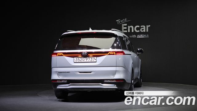 Kia Carnival из Кореи Encar