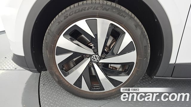 Volkswagen ID.4 Pro — пробег 65 033 км — фото 5 из 5