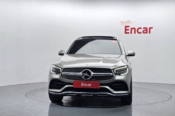 Mercedes-Benz GLC-Class GLC300 4MATIC — пробег 66 826 км — фото 3 из 5