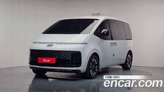 Hyundai Staria 4WD Lounge 7-Seater Inspiration — пробег 57 922 км — фото 1 из 5